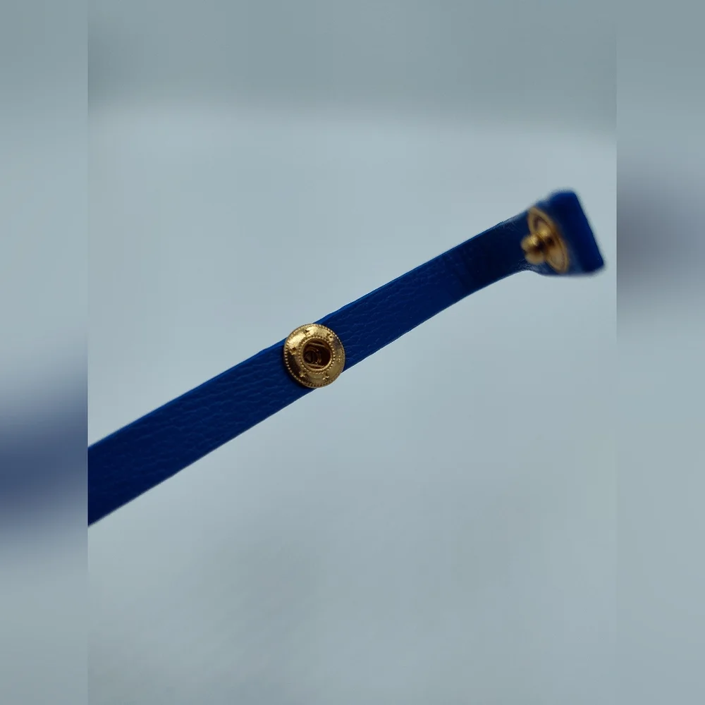 Louis Vuitton Vivienne Christmas Carousel Charm Authenticated Holiday NIP COA - Picture 4 of 6